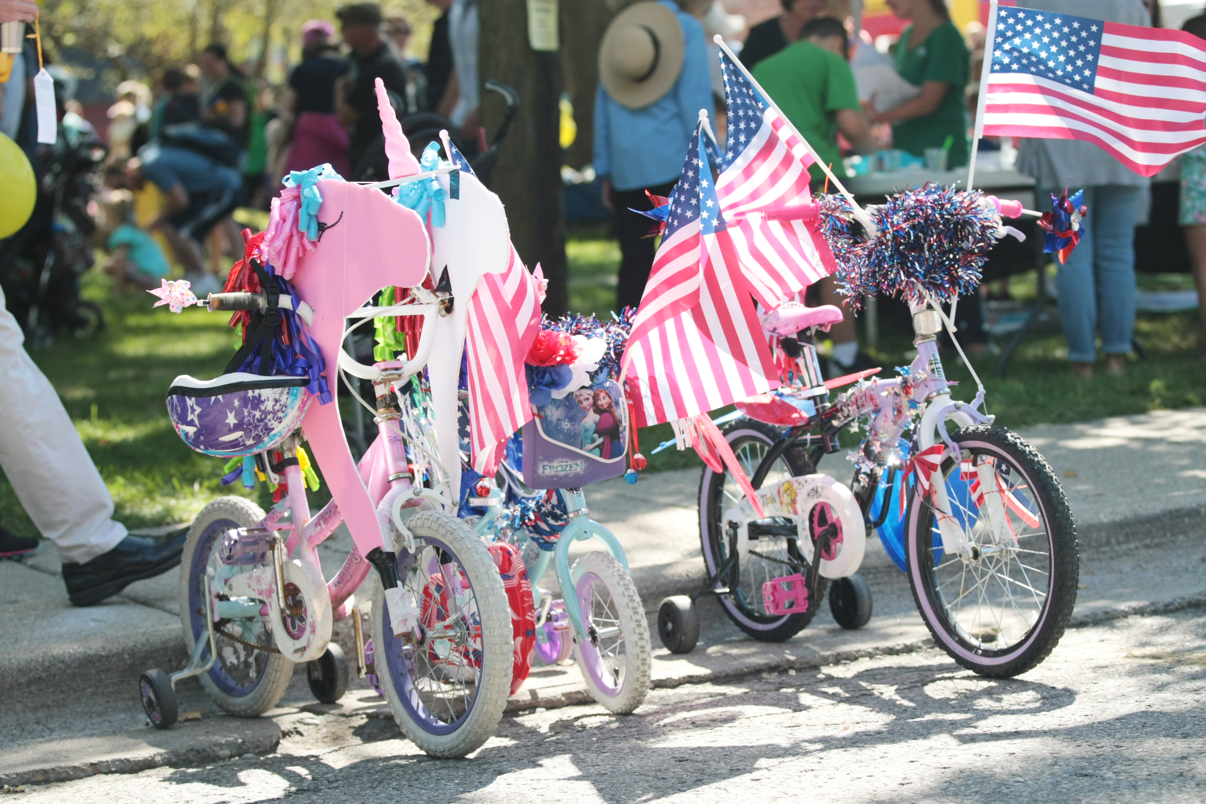 Photo & Video Gallery Romeo Peach Festival