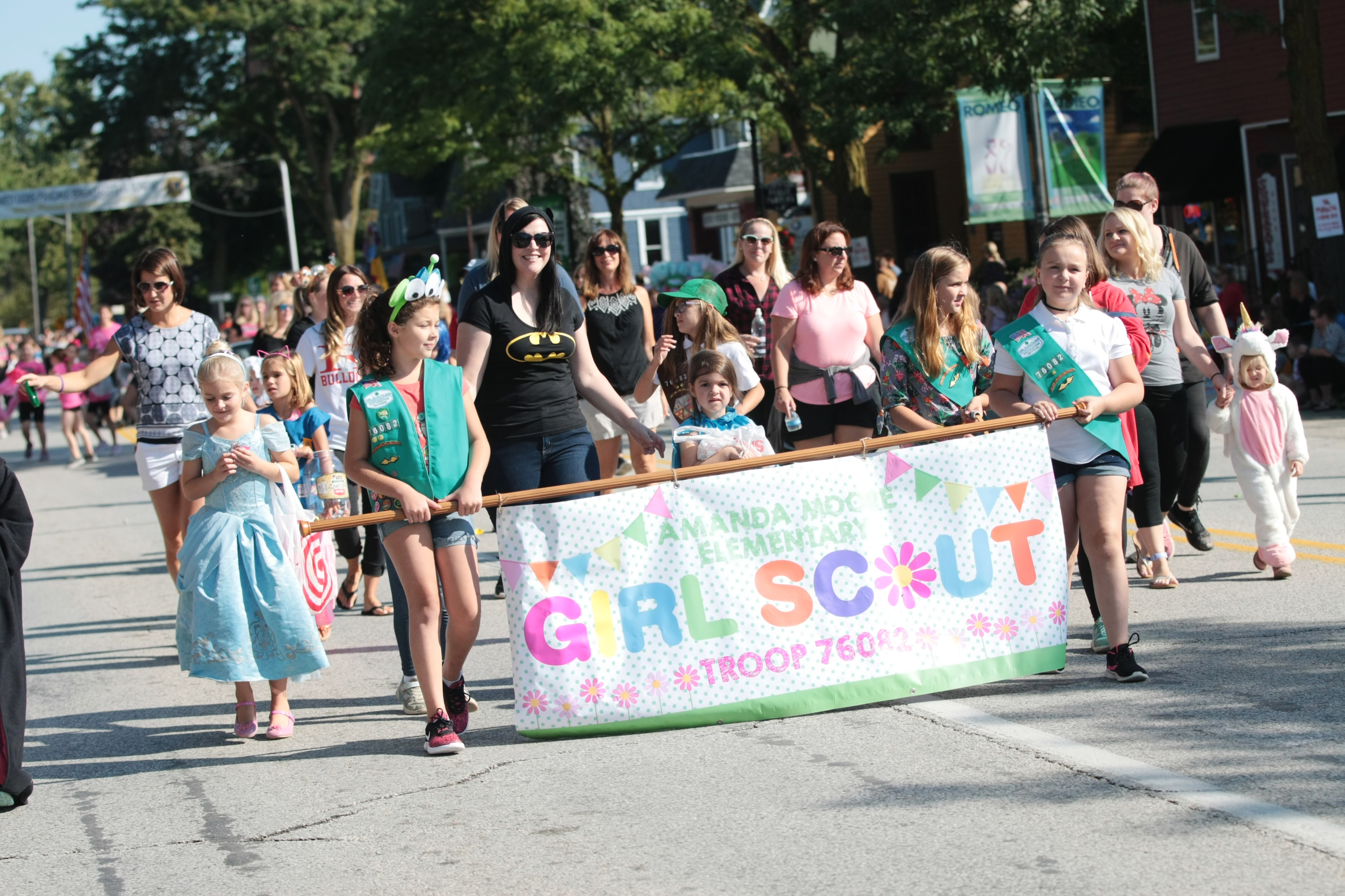 Photo & Video Gallery Romeo Peach Festival